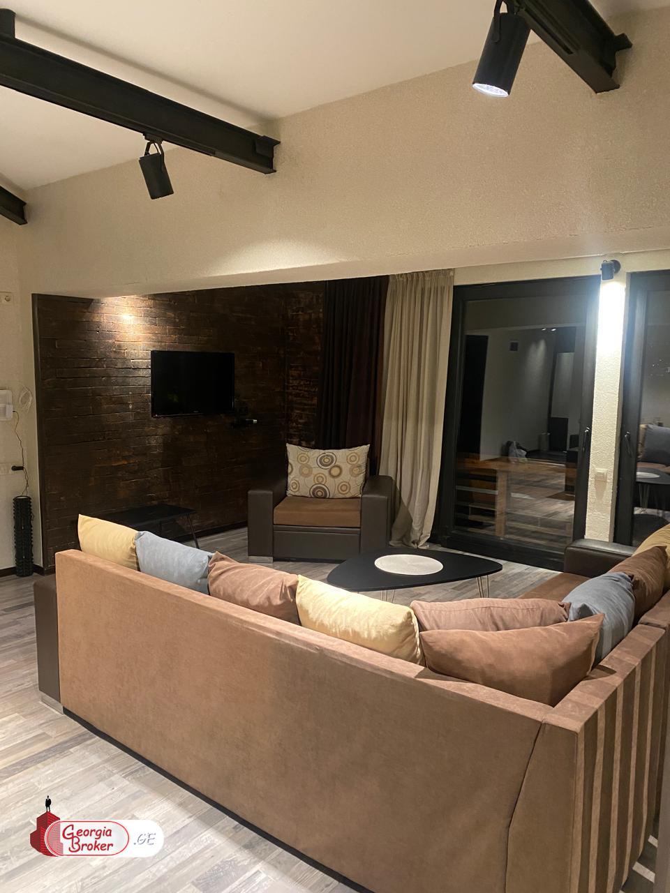 ქირავდება ახალი გარემონტებული 2 ოთახიანი ბინა ვერაზე